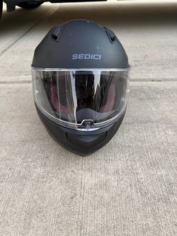 Motorcycle helmet