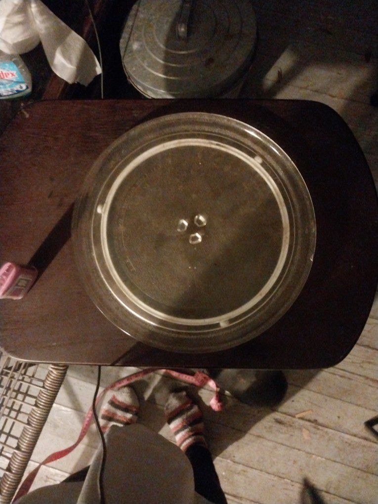 13 X 13 MICROWAVE GLASS TURNTABLE PERFECT CONDITION 