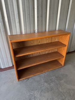 Oak Wood Bookcase / Bookshelf w/ Adjustable Shelves - Needs Repair