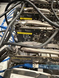 crypto mining rig