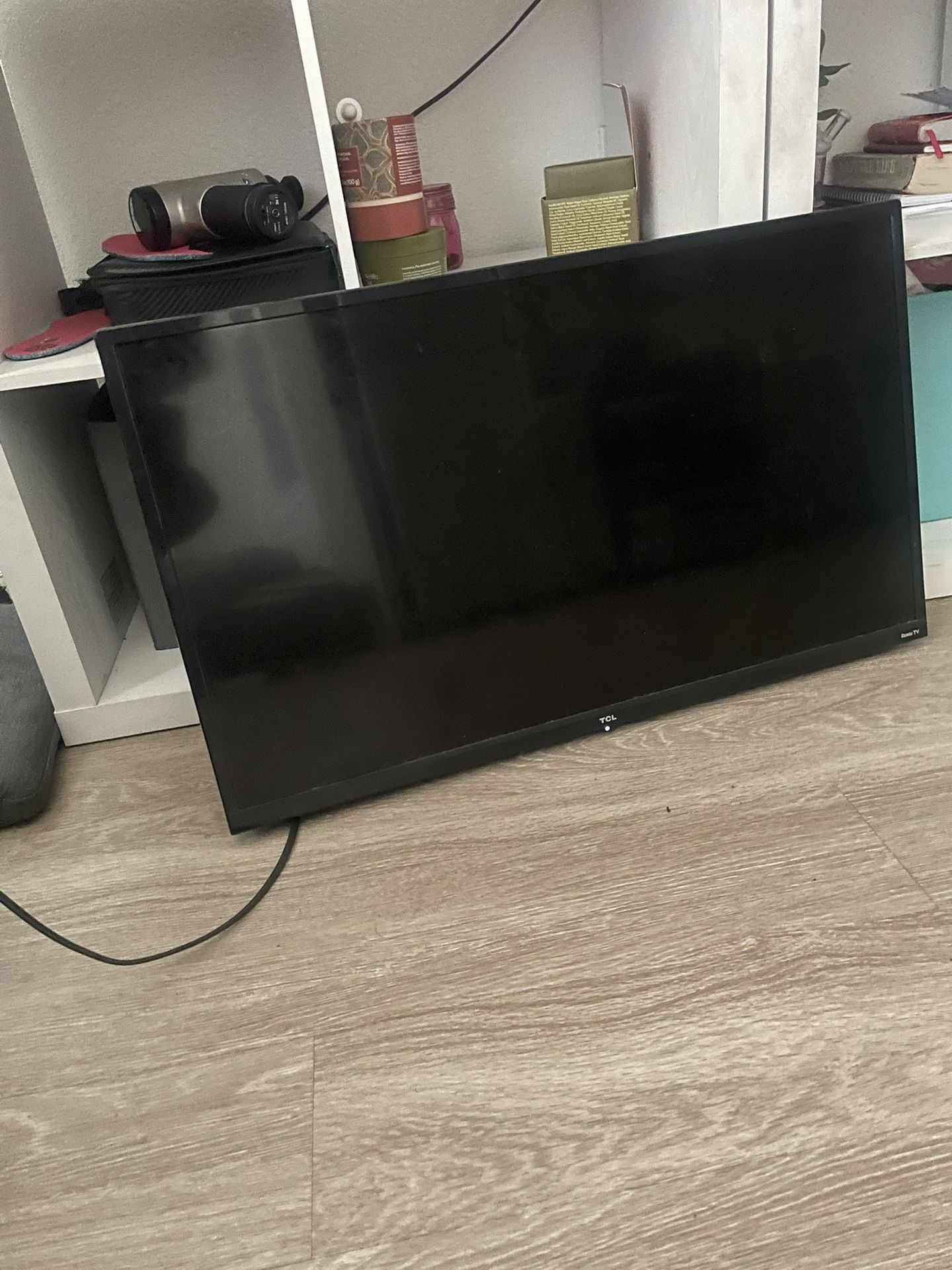 TCL ROKU TV