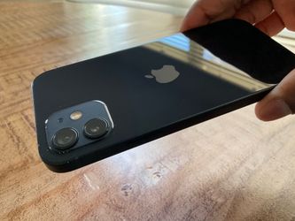 iPhone 12 (Unlocked) [128 GB]