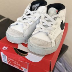 Toddler Nikes Size 7