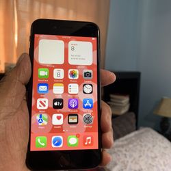 iPhone 7-32Gb Unlocked For Sale $70 Santa Ana City Cash Only 