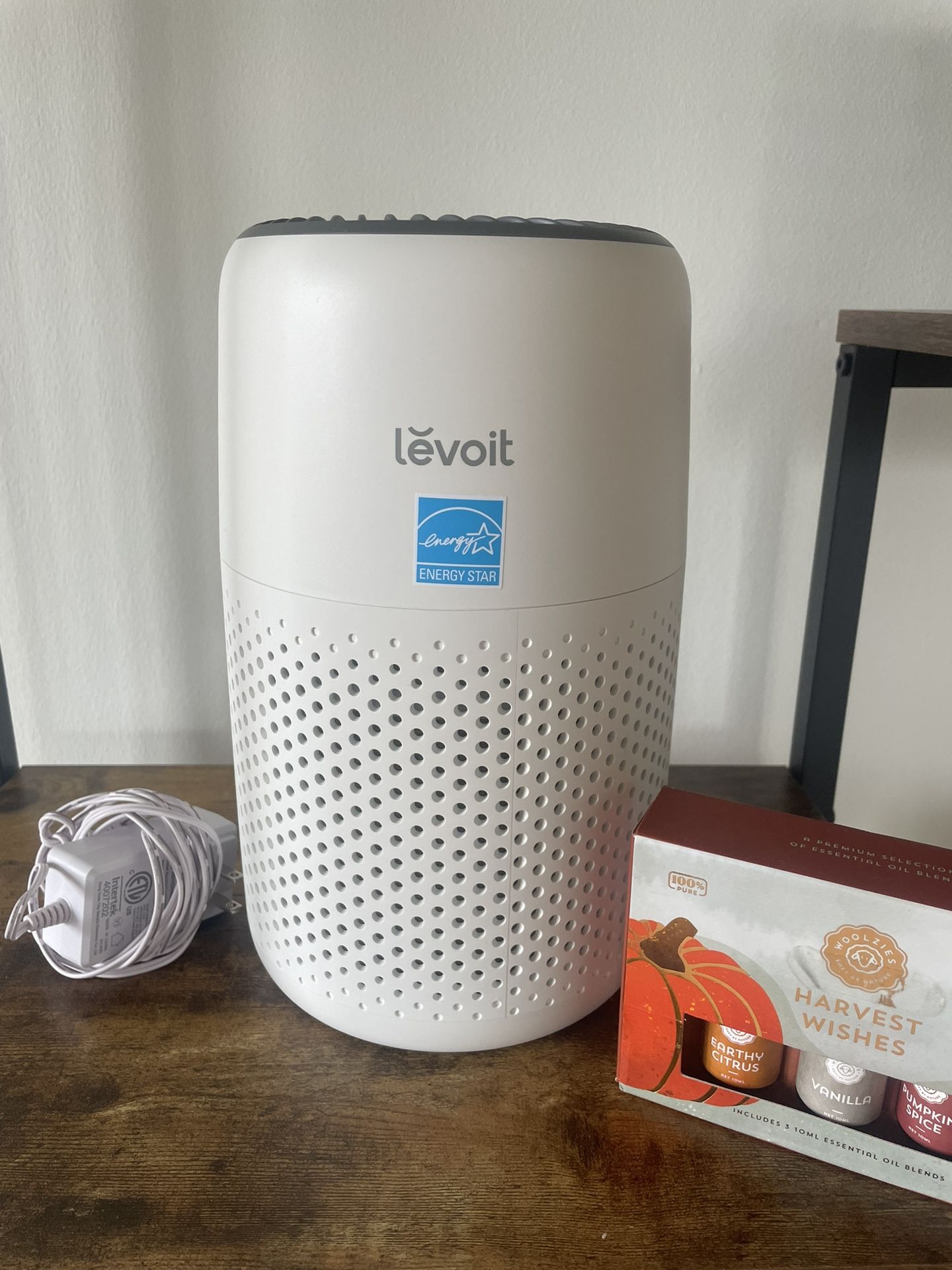 Levoit Core Mini-P Air Purifier + Woolzies Harvest Wishes