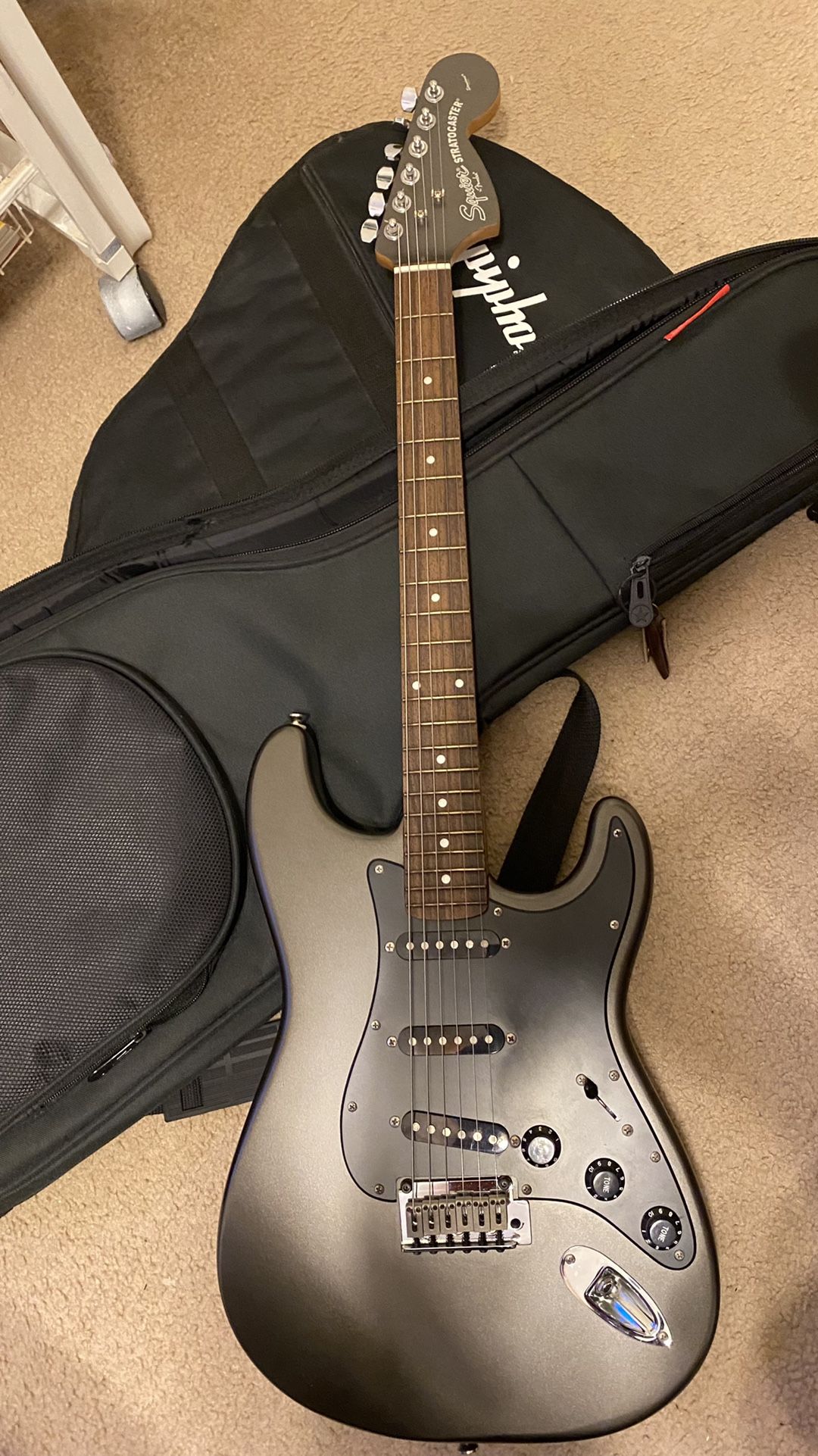 Squier Strat