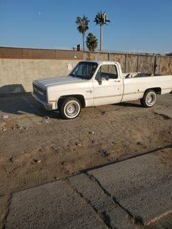 15" Wheels And White Walls