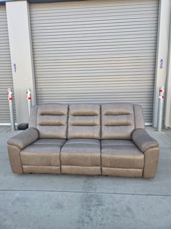 Mason Leather Power Reclining Sofa with Power Headrests