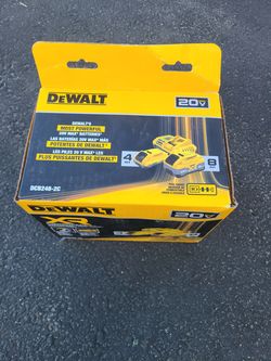 Dewalt battery 8.0ah and 4.pah with fast charger