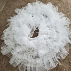 Dress Hoop