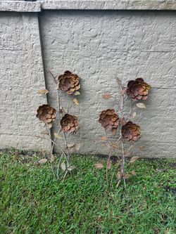 Metal Flower Wall Art Decor Set of 2
