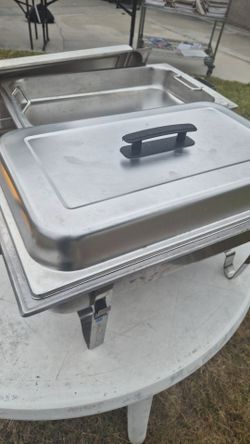 Chafing dishes