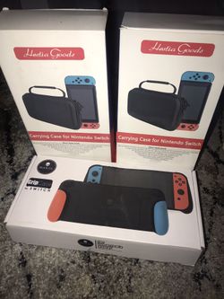 Nintendo Switch carrying case & grip