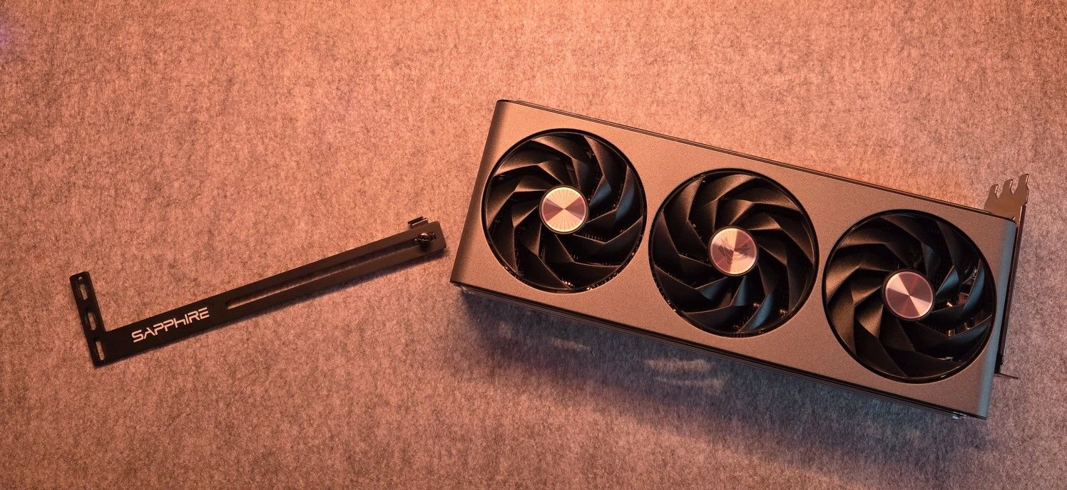 SAPPHIRE NITRO+ 7900XTX (MINT CONDITION)