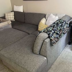Sectional Couch 