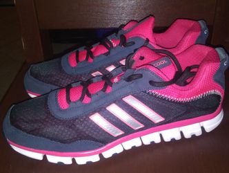 Women's Adidas Climate Aerate Size 11