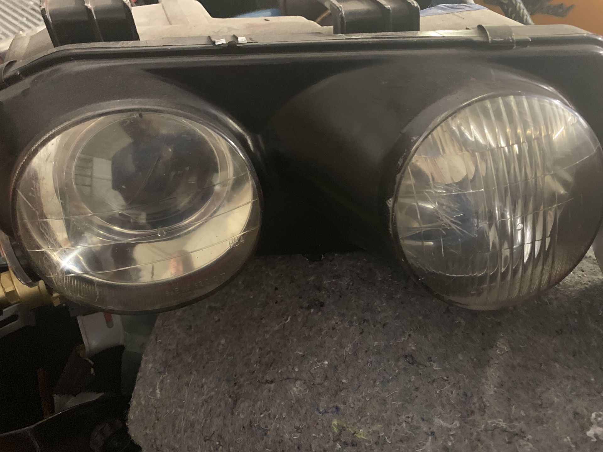 Oem black 95 Acura Integra headlight assembly