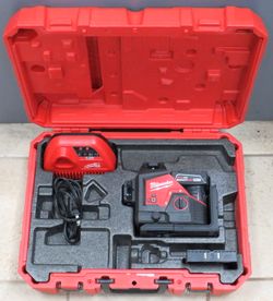 Milwaukee 3632-20 m12 Green 3 Plane Cross Line Laser