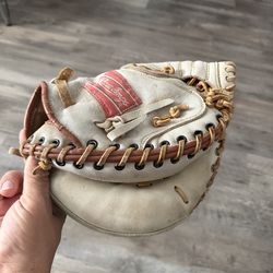 Back catchers glove