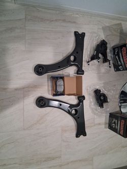 2006 Toyota corolla parts new