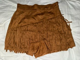 NWOT Women's Brown Faux Suede Fringe Women's Shorts size M