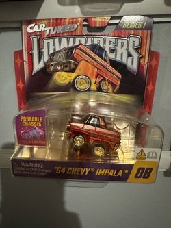 Car Tuned Lowriders '64 Chevy Impala Die-Cast