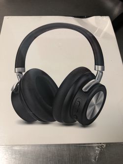 Bass Bluetooth headphones