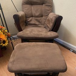 Brown Rocking Chair W/ Ottoman