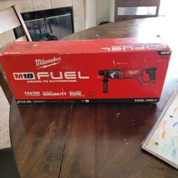 Milwaukee Fuel Rotary Hammer 18v TOOL ONLY