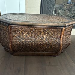 Pier 1 Woven Storage Trunk / Coffee Table