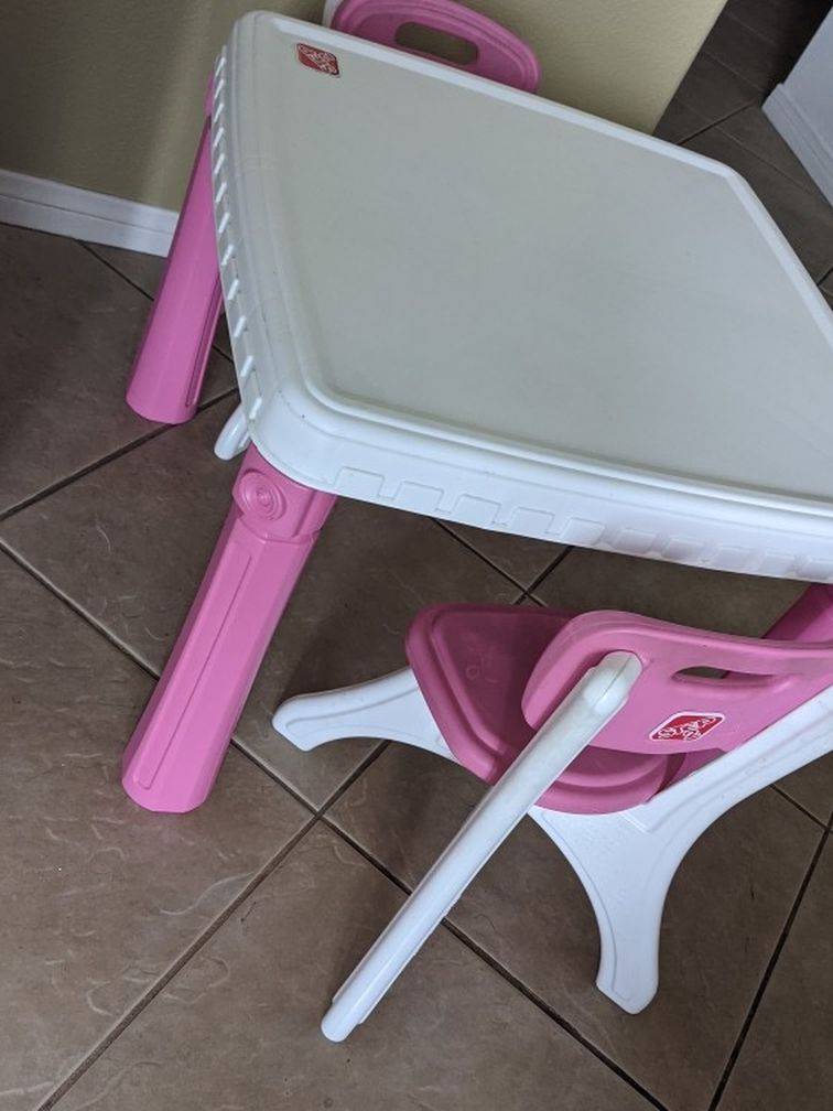 Kid's table and chairs