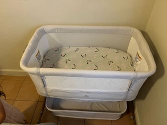 Bedside baby sleeper