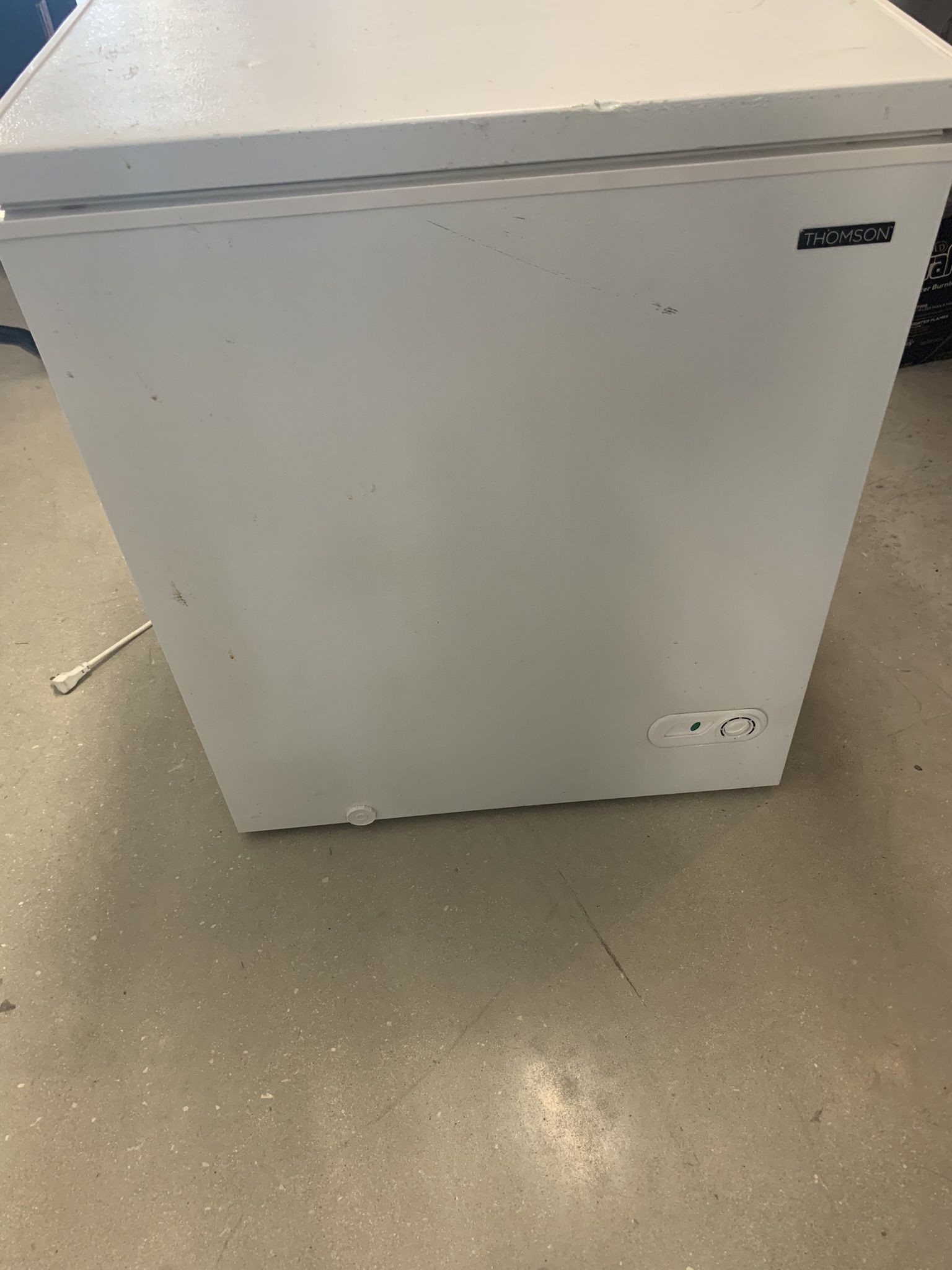 Thomson Chest Deep Freezer 5.0 cu. ft.