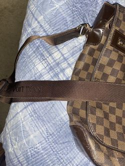 Louis Vuitton Monogram LV Rubber Cruiser Messenger Multicolor for Sale in  Beverly Hills, CA - OfferUp