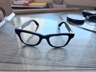 Ray Ban Meta smart glasses