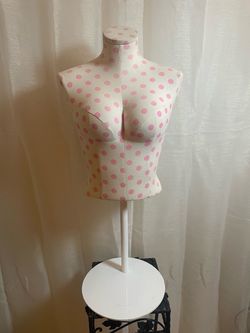 Victoria Secret PINK Mannequin