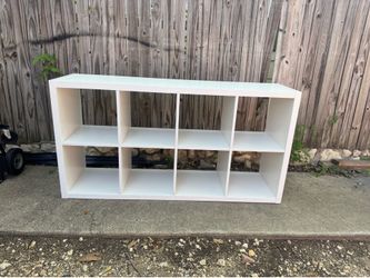 8 CUBE STORAGE SHELF