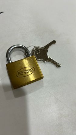 New lock with 2 keys