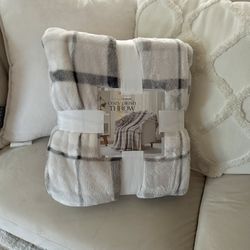 Blanket Throw