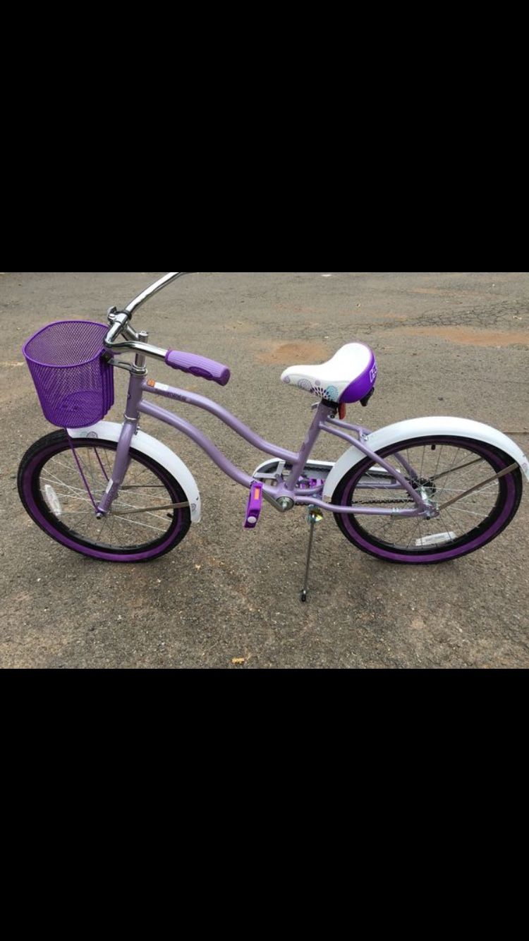 Huffy beach cruiser bike