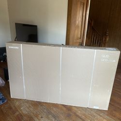 NEW - Samsung 85” Class QLED 4K TV