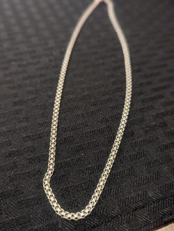Beautiful Italian Silver Necklace 