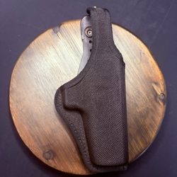 Bianchi Duty Holster GLOCK 17 Right Hand Size 13 Nylon Adjustable Retention Snap