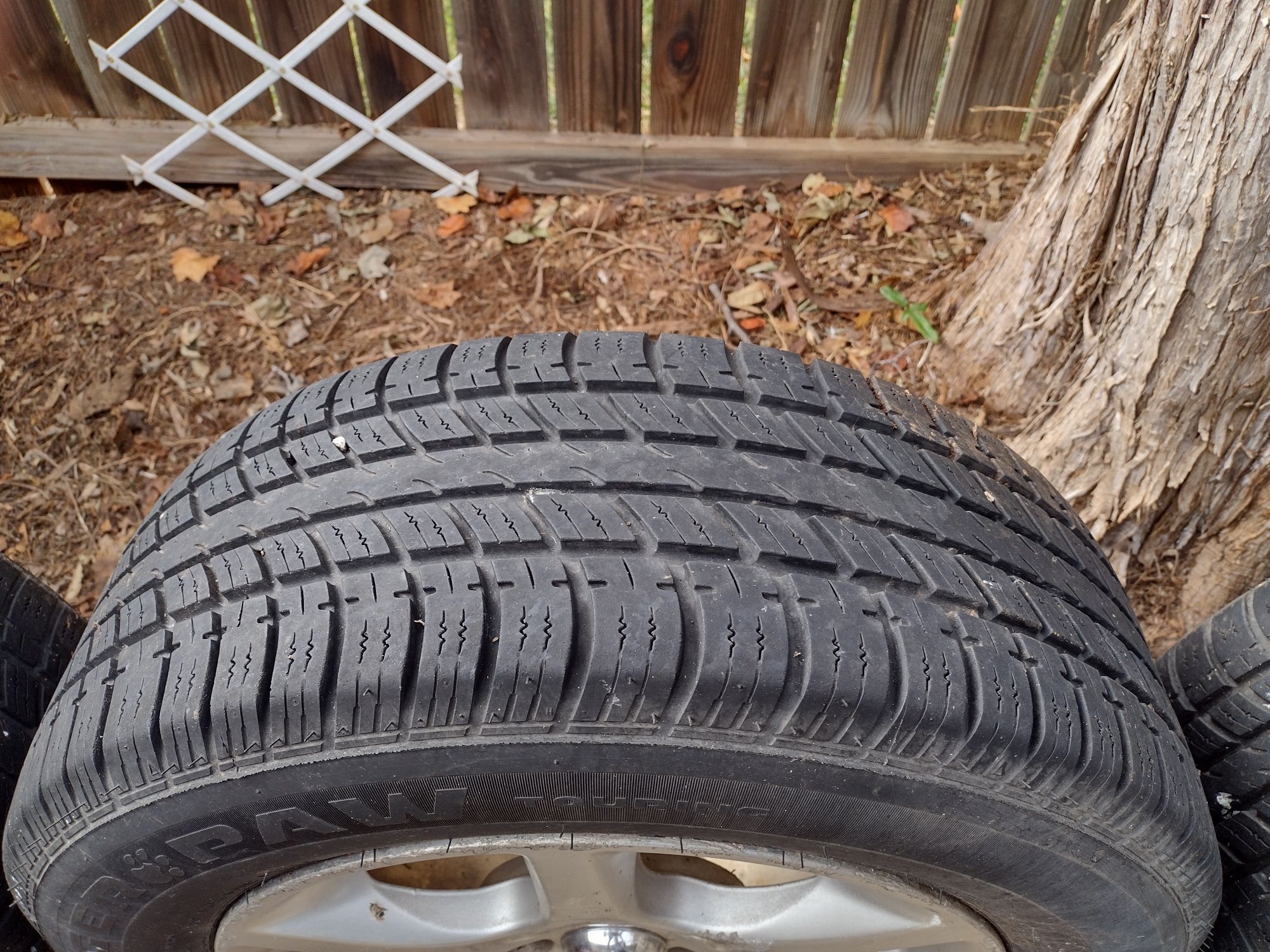 Four Tires 225 R60 16” Tiger Paw Touring 660 A B Rims Toyota Part