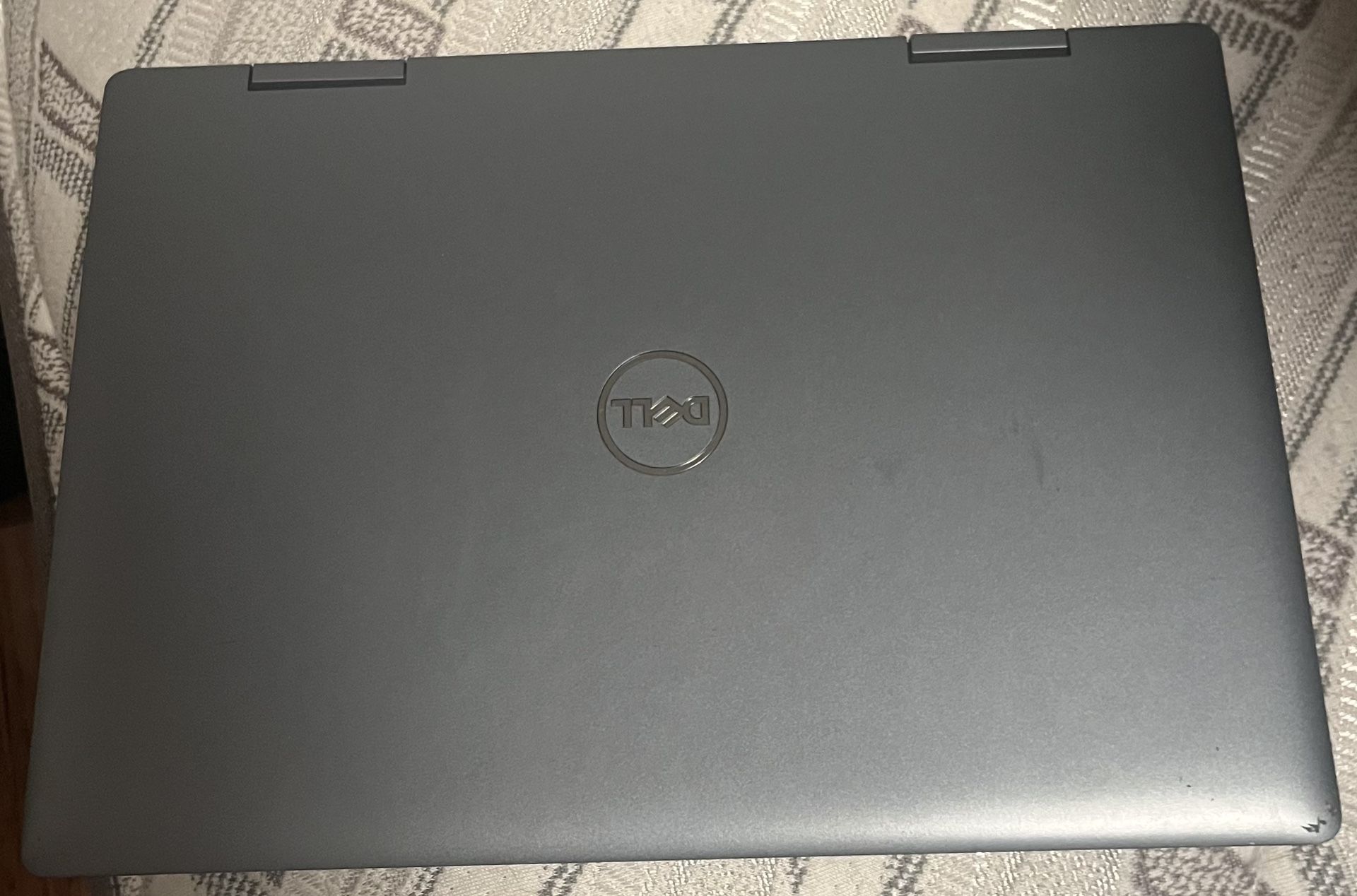 Dell Inspiron Laptop - Good Condition + Power Cord