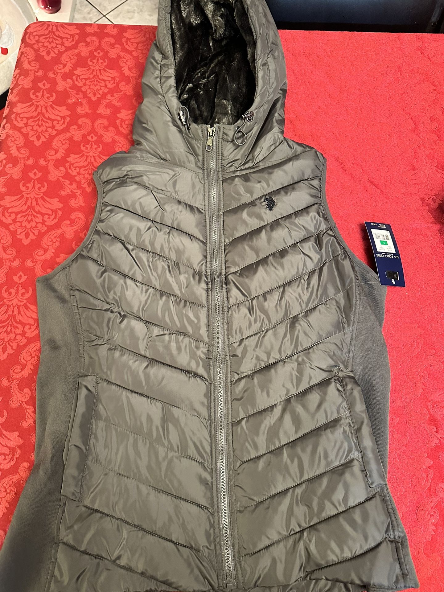 U.S polo ASSN Fur Vest