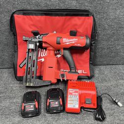 M18 FUEL 18-Volt Lithium-Ion Brushless Cordless Utility Fencing Stapler Nailer Kit w/Two 3.0Ah Batteries, Charger & Bag