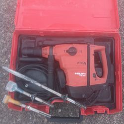 Hilti TE60 SDS Max Roto Rotary Hammer Drill Braker Demolition. Vgood Condition in Case 3 Bits. For Pick Up Fremont . No Low Ball Offers. No Trades 