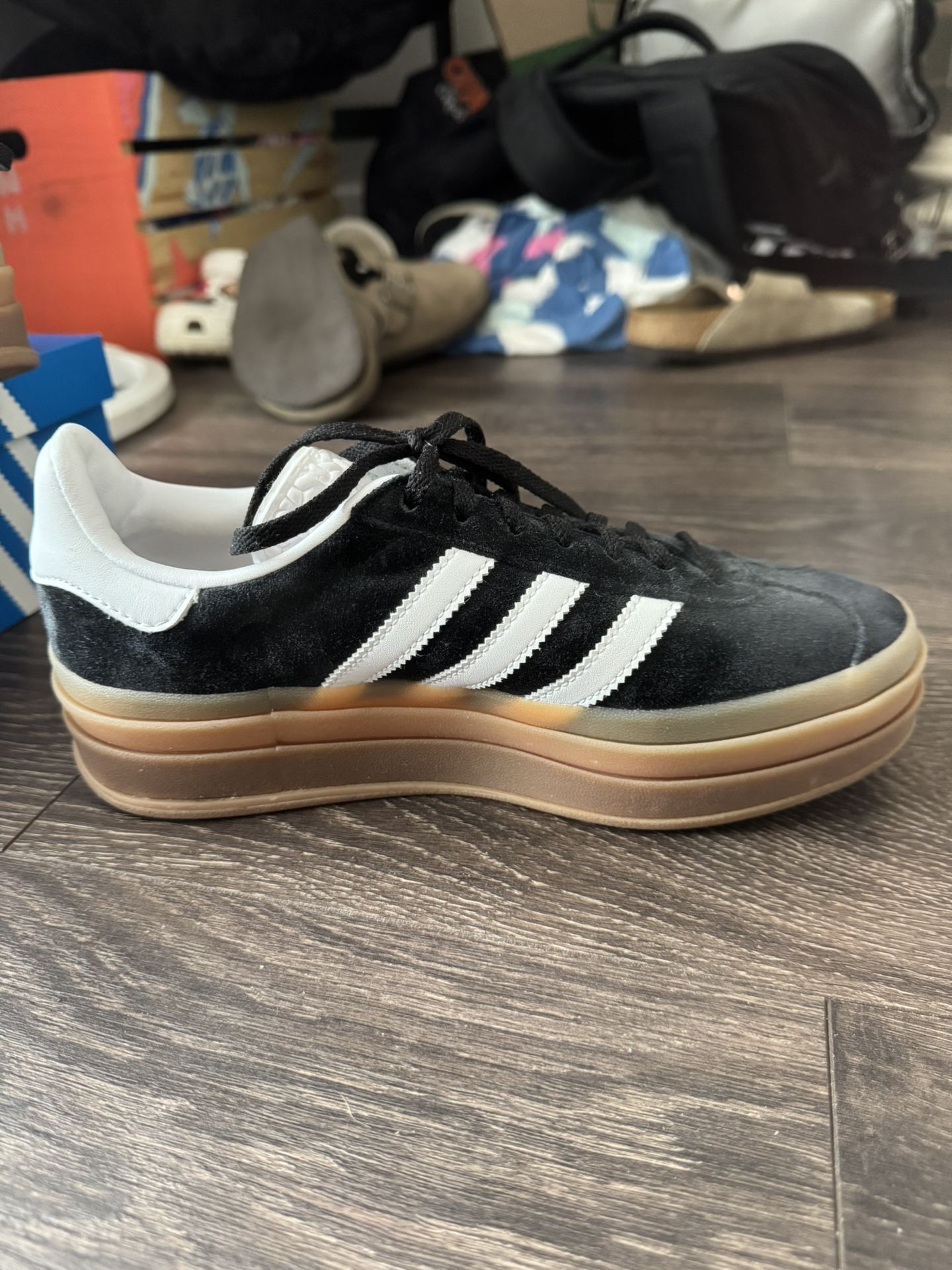 Adidas Gazelle Size 7