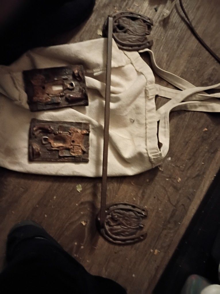 Horse Shoe Towel Rack And Two Matching